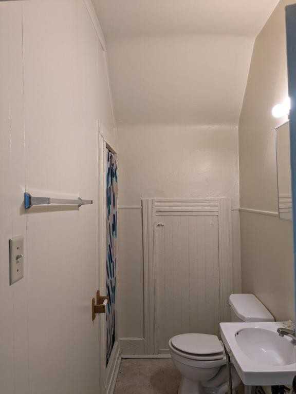 530 E Mulberry St - Photo 3 of 7