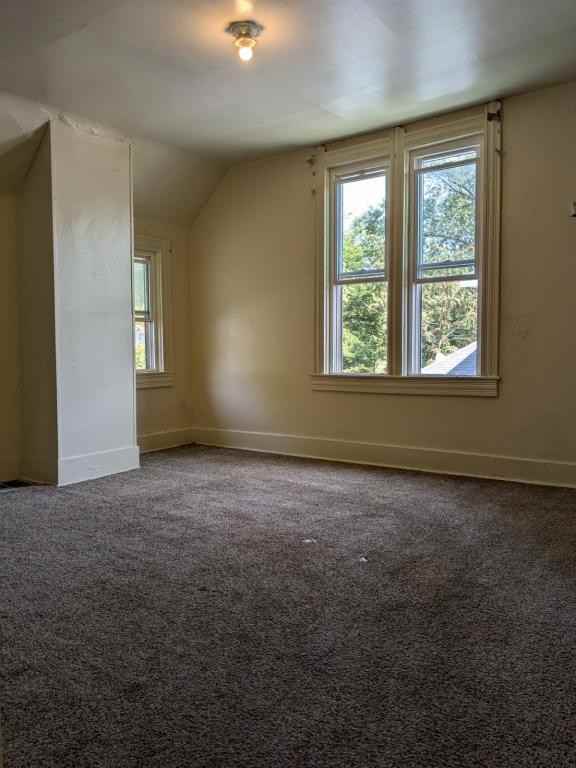 530 E Mulberry St - Photo 4 of 7