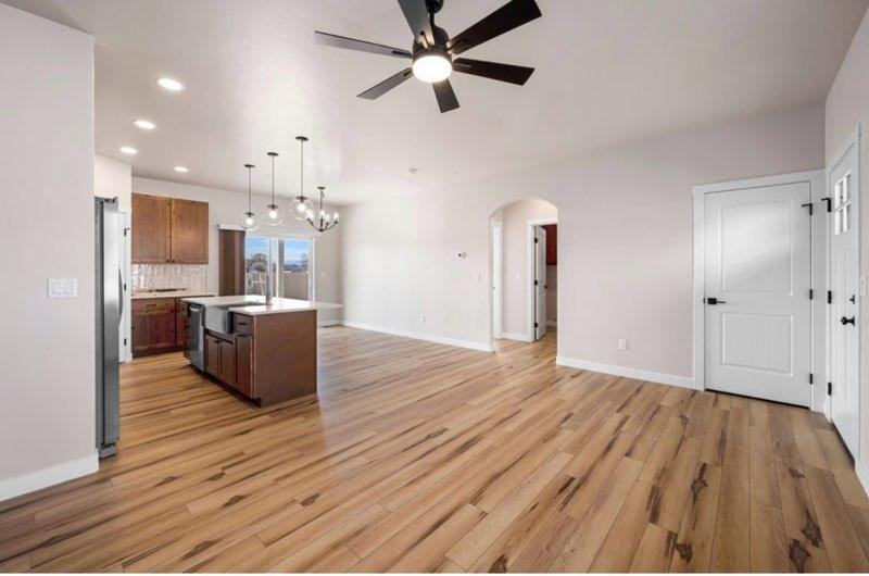 1540 S Main St - Photo 5 of 15