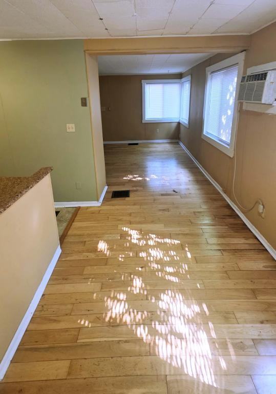 145 E Duncan St - Photo 5 of 17