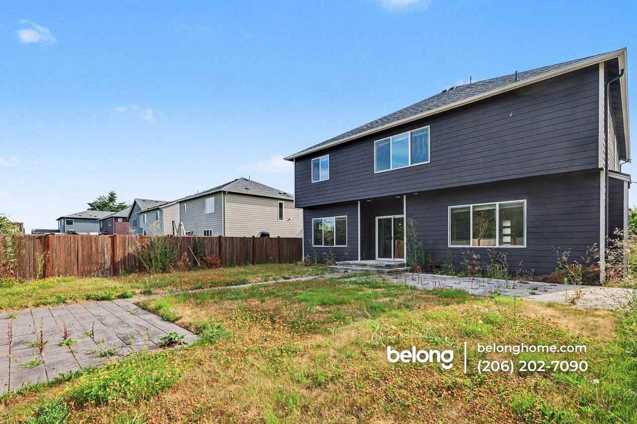 12432 168th Ave Se - Photo 4 of 28