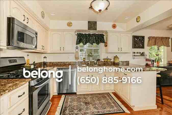 812 Isbel Ct - Photo 7 of 26