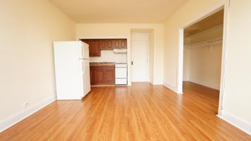 featured image of 2779 N Milwaukee Ave #136