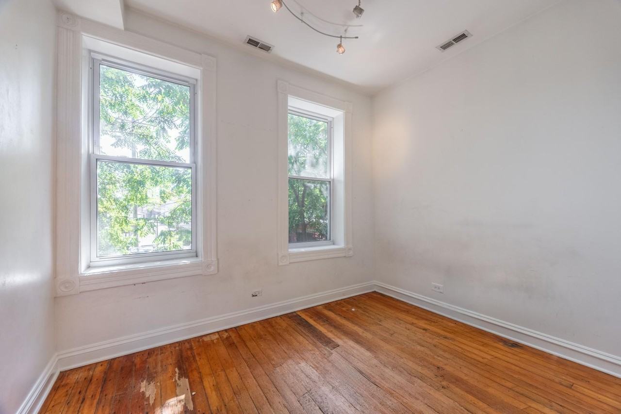 1847 S Loomis St #2 - Photo 7 of 16