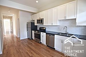 featured image of 732 W Grace St #3E