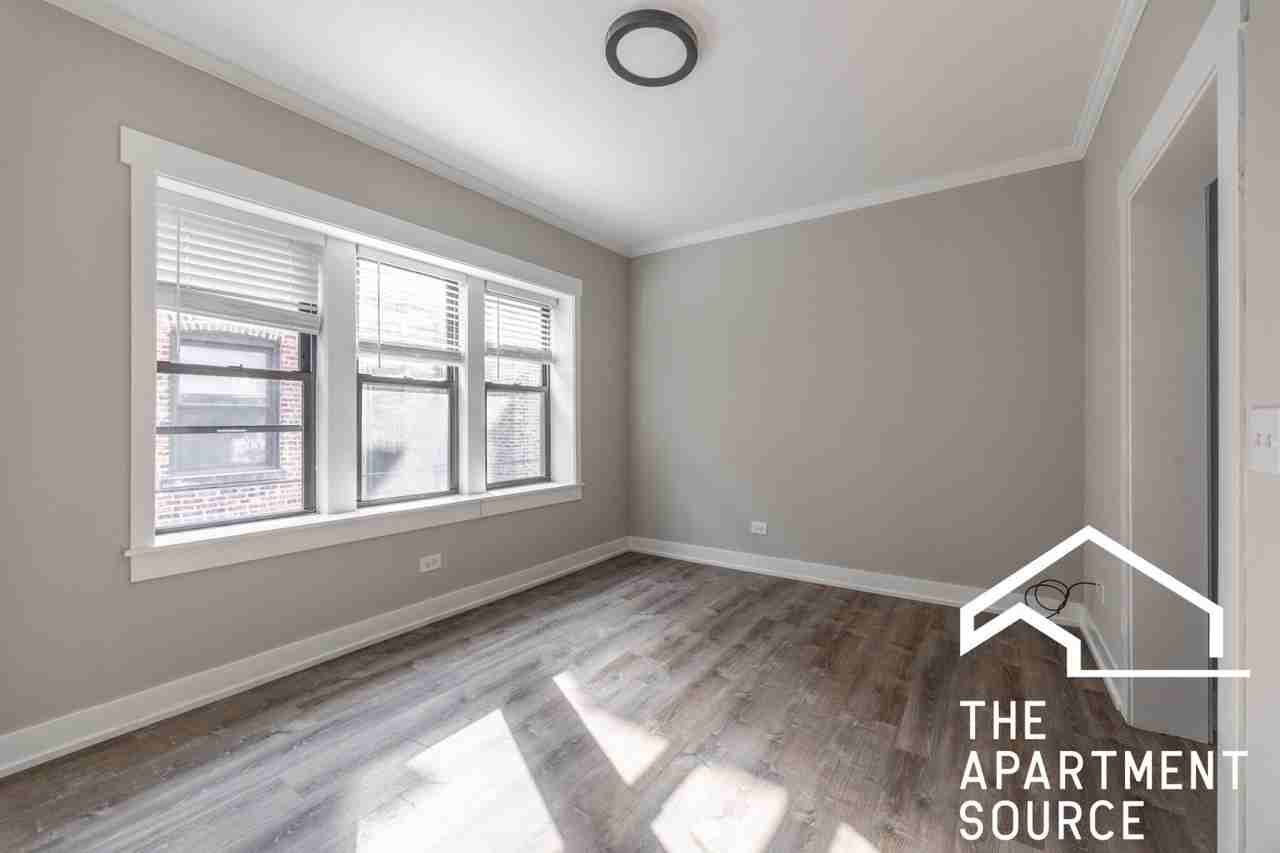 6519 N Newgard Ave #3D - Photo 3 of 15