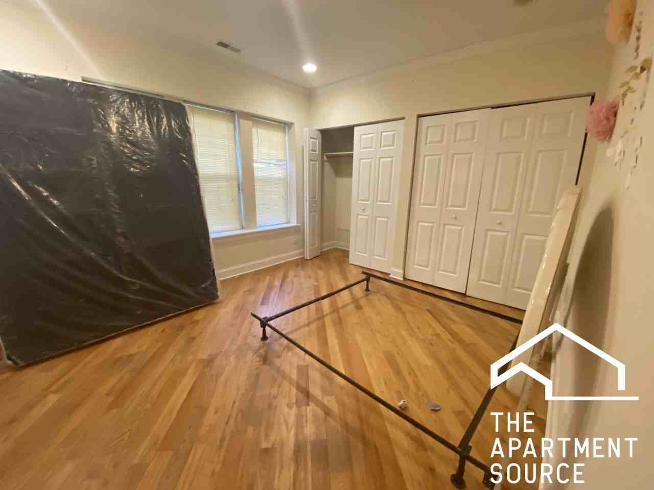 6937 N Oakley Ave #1 - Photo 7 of 10