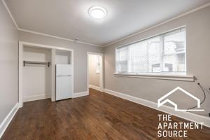 featured image of 6912 N Ashland Blvd #403