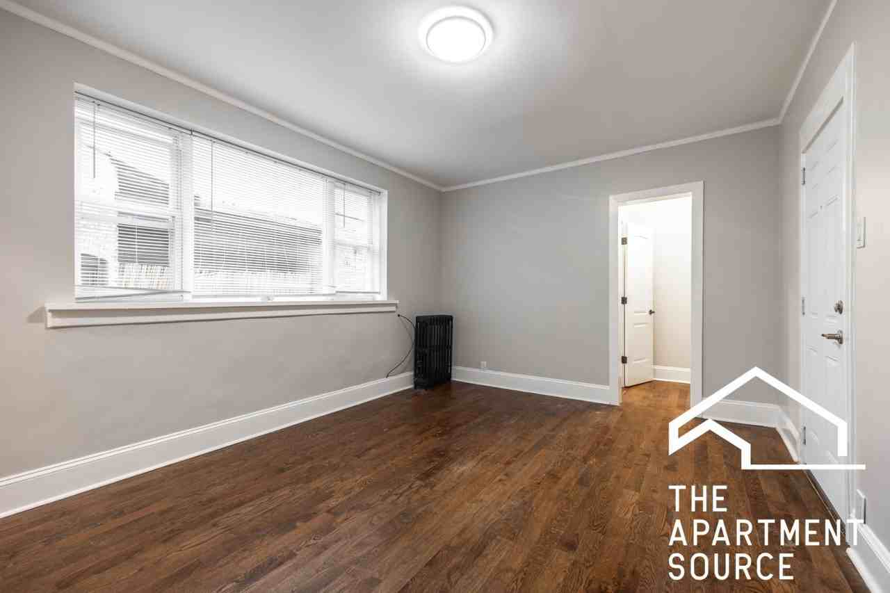 6912 N Ashland Blvd #403 - Photo 4 of 10