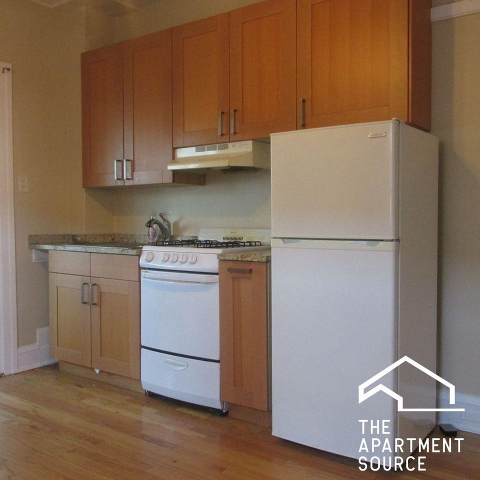 1120 Ontario St #201 - Photo 2 of 4