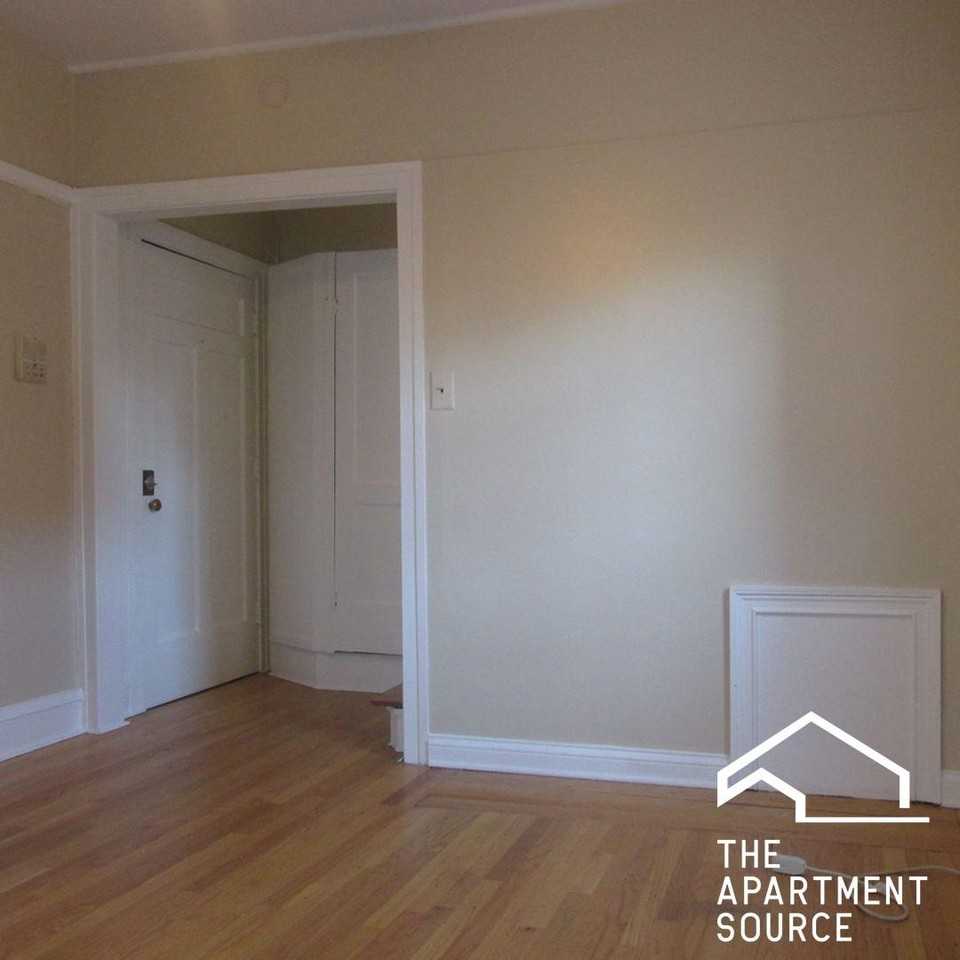 1120 Ontario St #201 - Photo 3 of 4