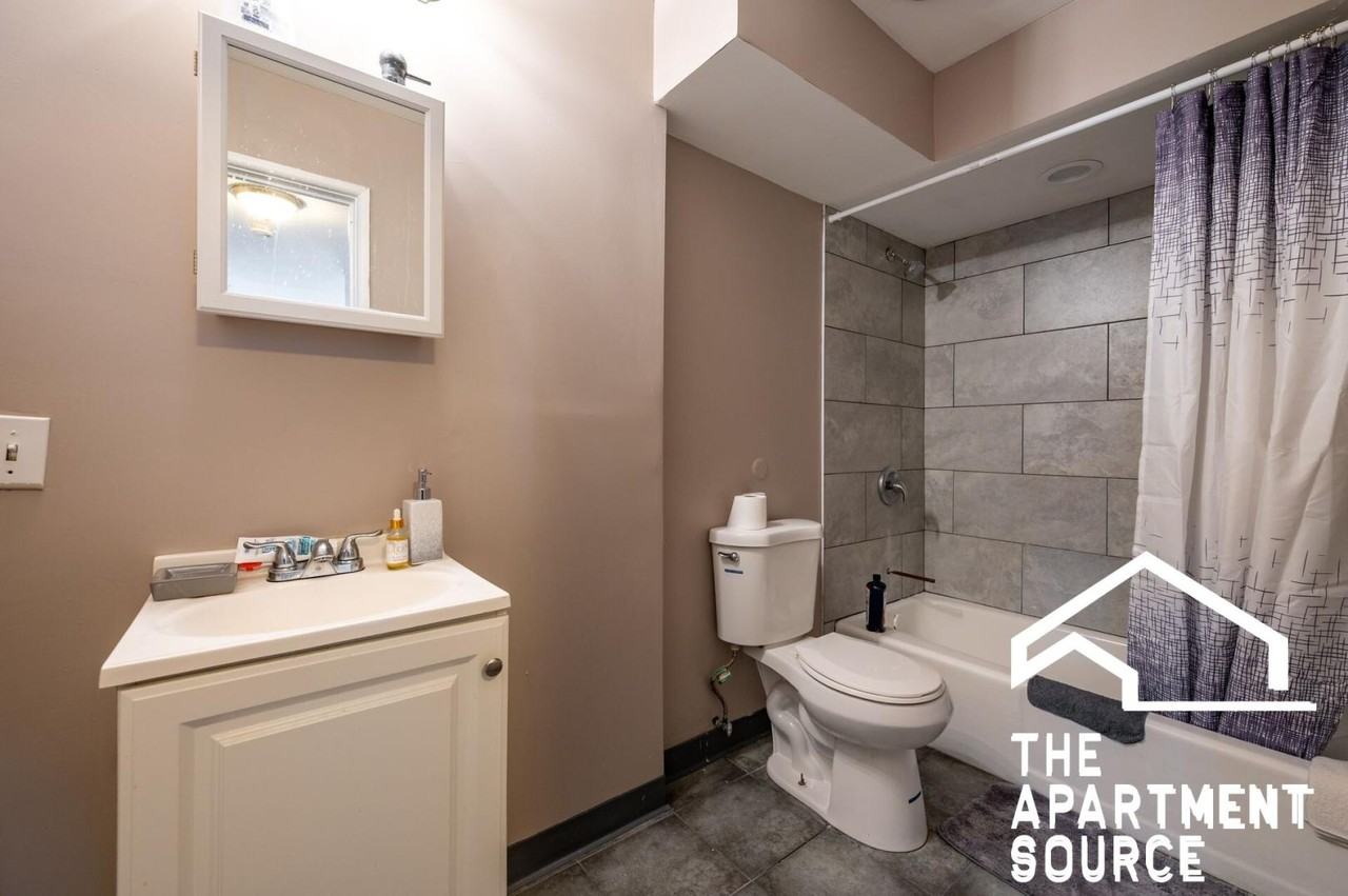 2300 N Harlem Ave #305 - Photo 5 of 12