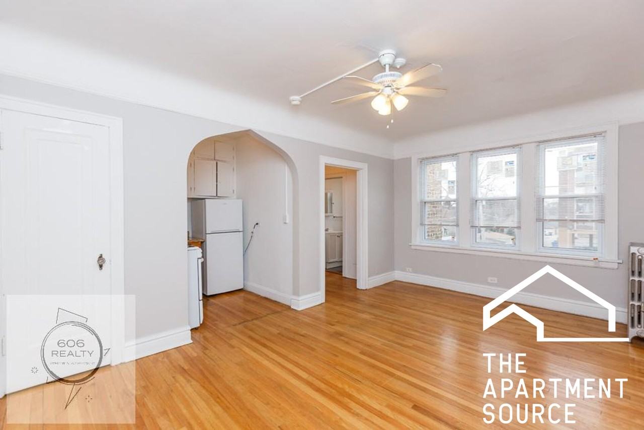 Des Plaines Ave #500-5 - Photo 2 of 6