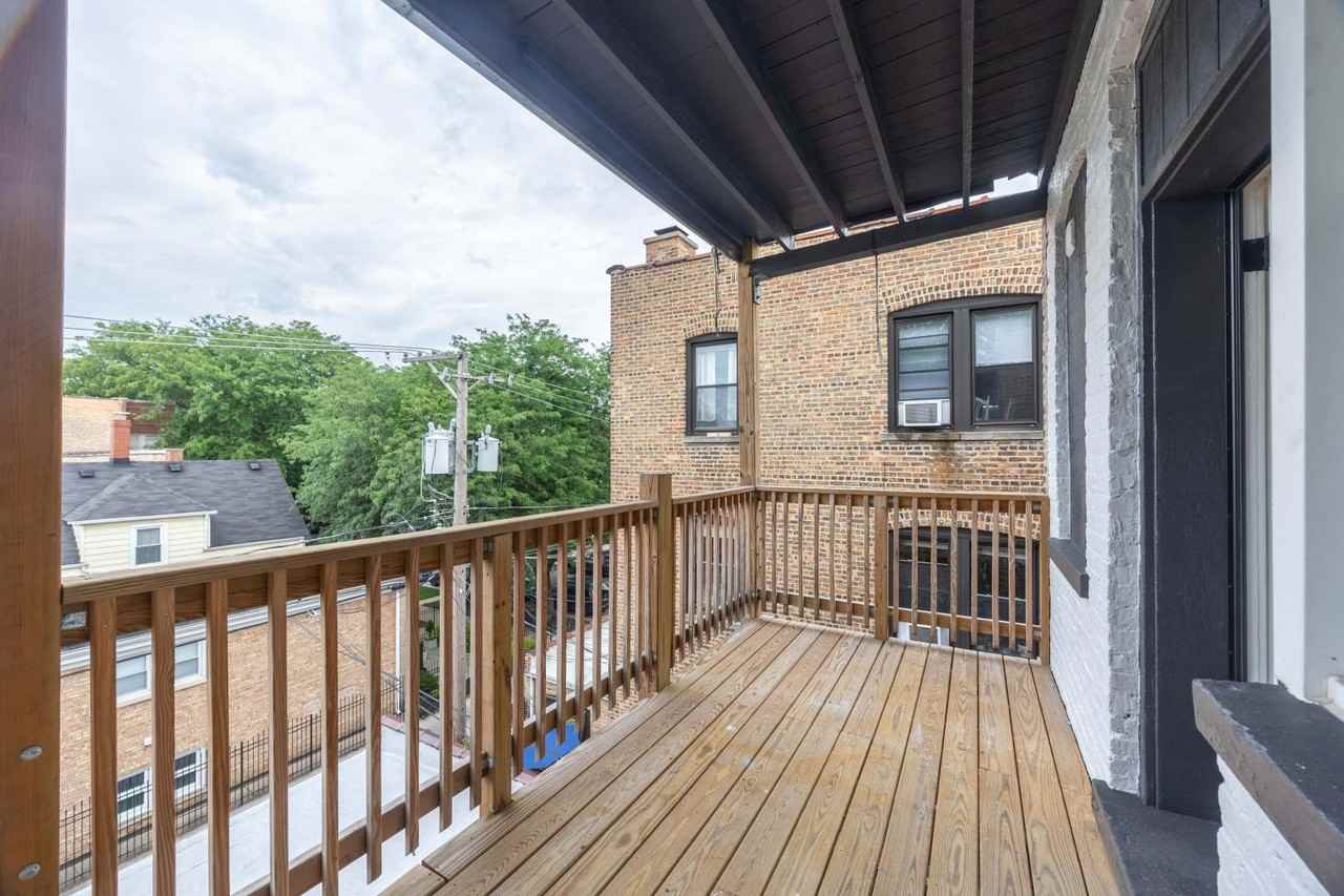5454 N Paulina St #3 - Photo 7 of 18