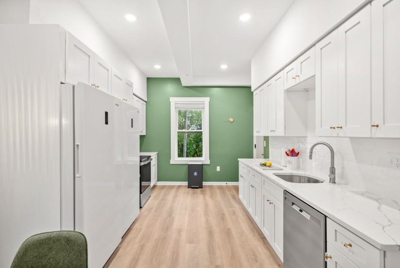 1 Bed / 1 Bath Apartment in Somerville - Photo 2 of 29