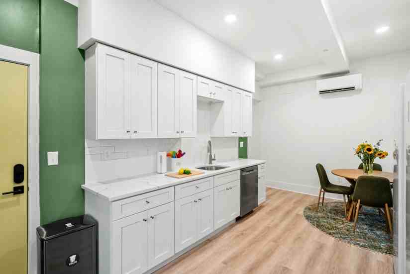 1 Bed / 1 Bath Apartment in Somerville - Photo 6 of 29