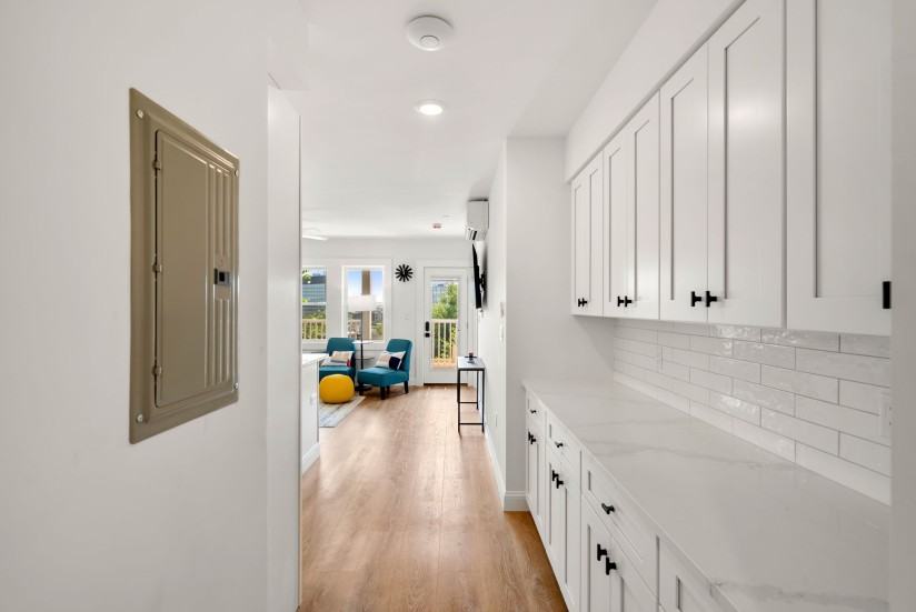 1 Bed / 1 Bath Apartment in Somerville - Photo 5 of 17