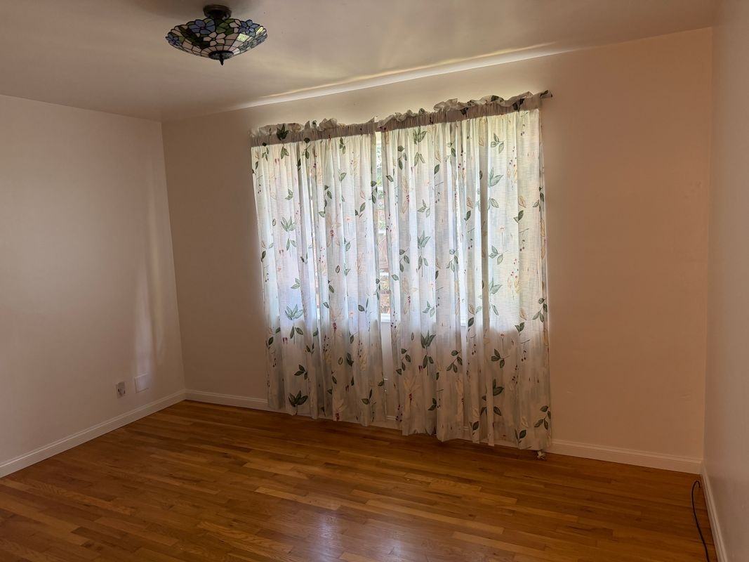 25065 Monterey St - Photo 5 of 12