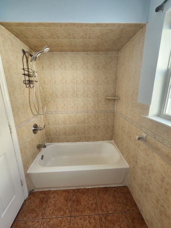 821 Anna St - Photo 5 of 18