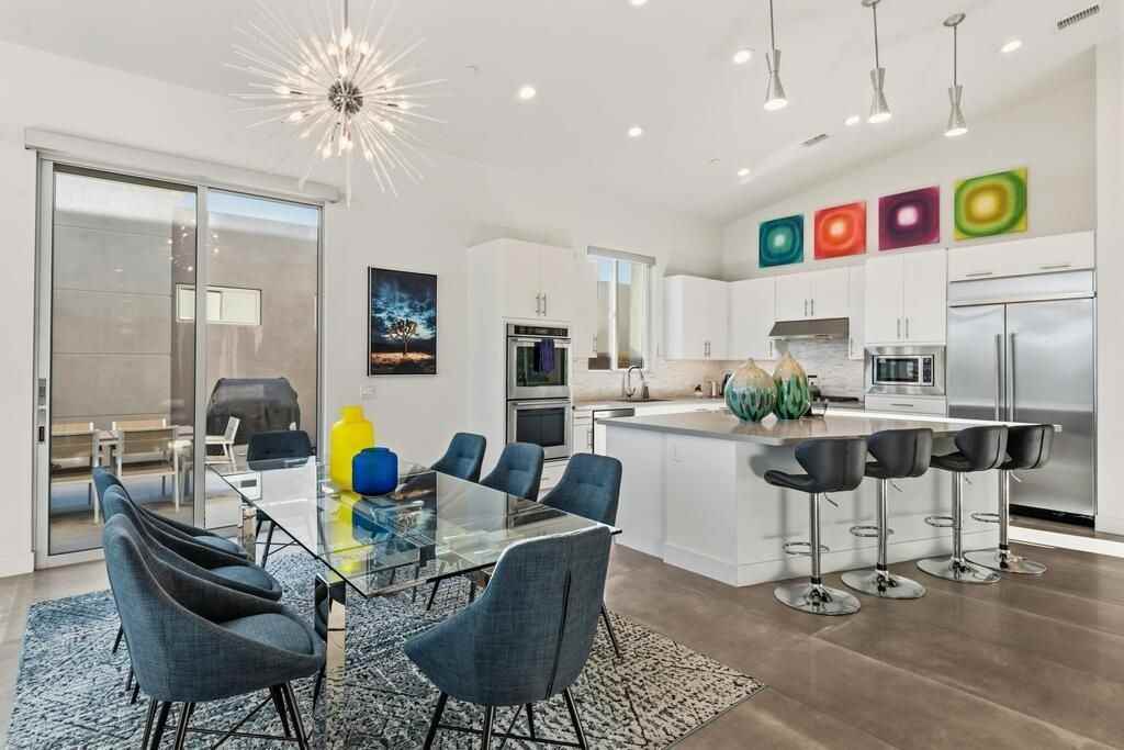 1200 Celadon St - Photo 2 of 19