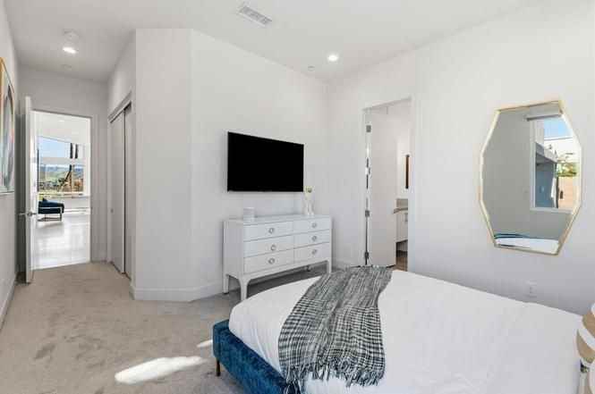 1200 Celadon St - Photo 6 of 19