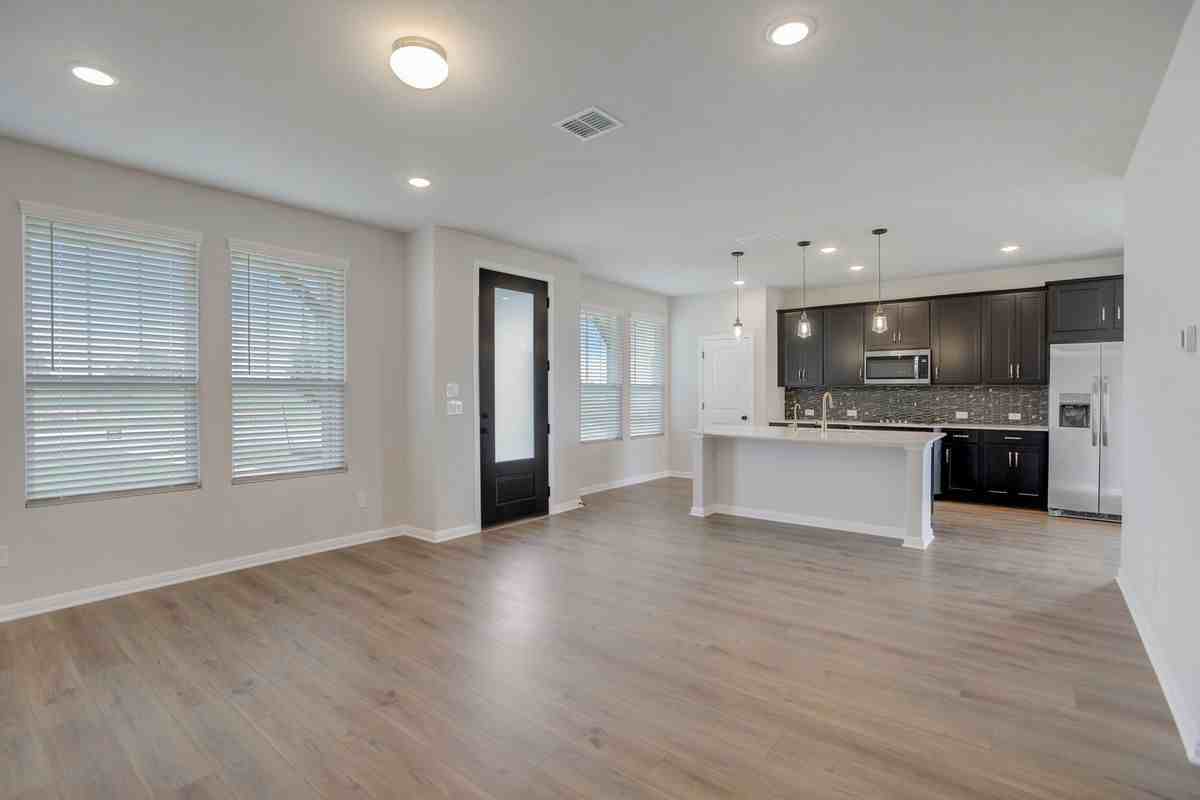 125 Clemens Dr - Photo 7 of 31