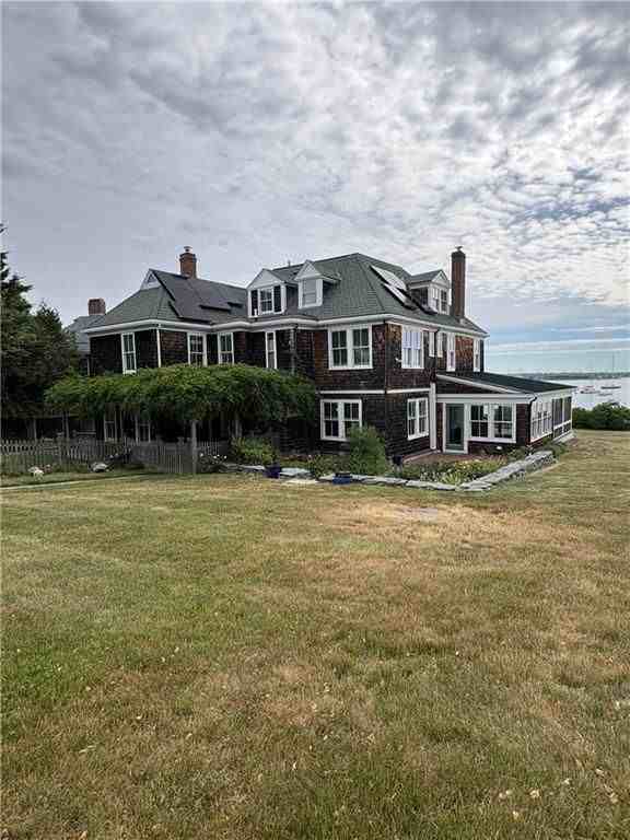 41 Walcott Ave - Photo 2 of 50