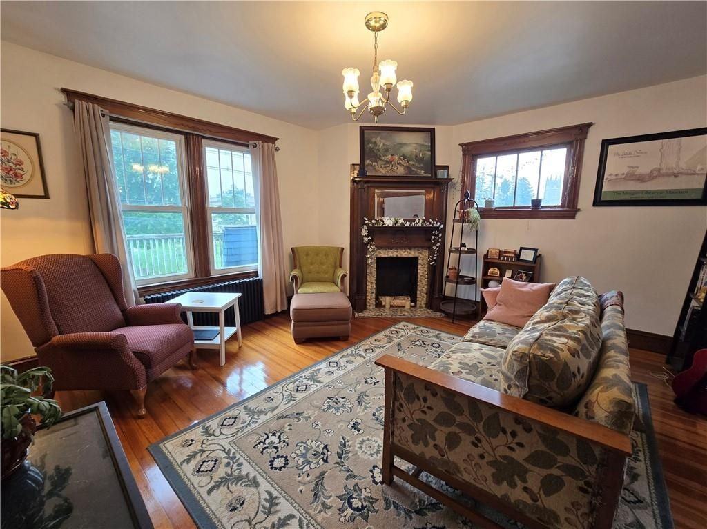 1844 Broad St ##2 - Photo 3 of 29