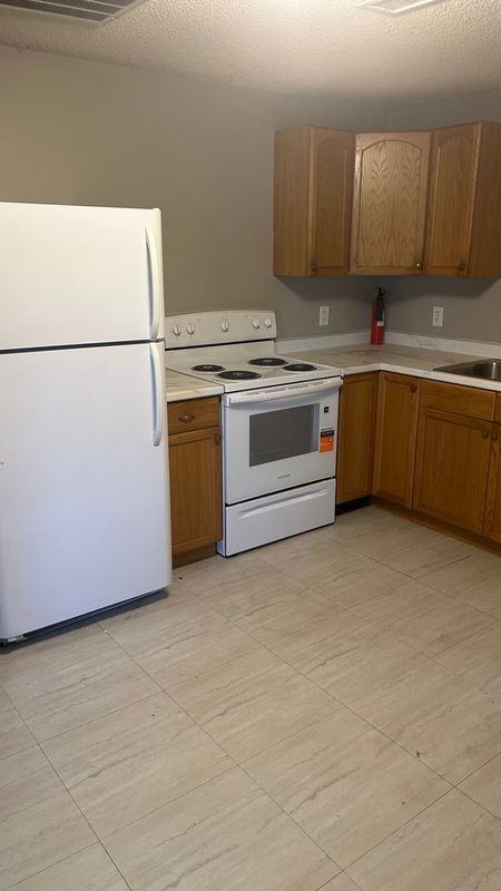 825 Payne Ave ##B - Photo 4 of 12