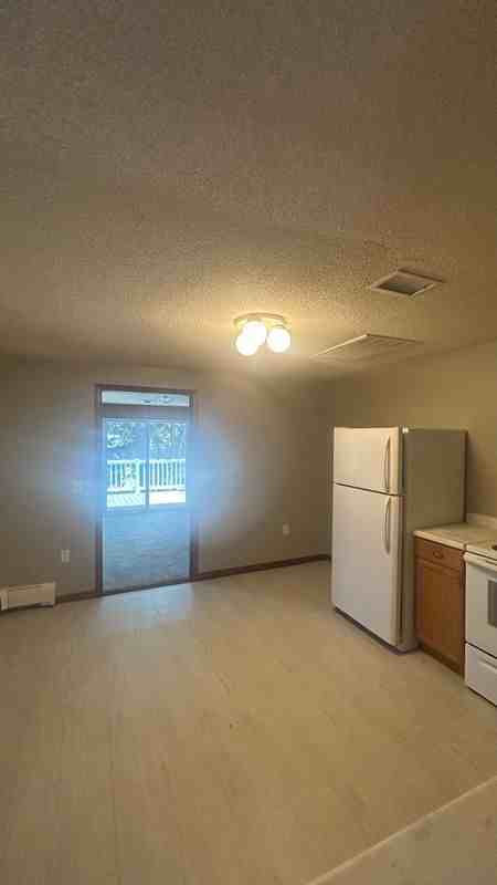 825 Payne Ave ##B - Photo 5 of 12