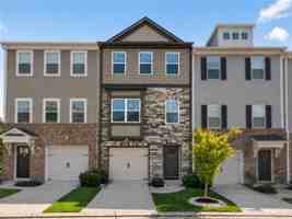 featured image of 940 Society Cir Sw
