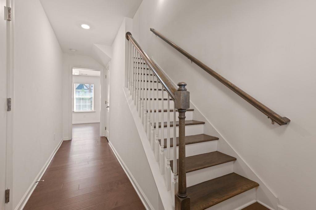 940 Society Cir Sw - Photo 2 of 16