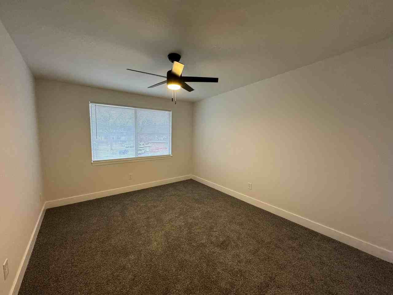 Library Place Apartments - Photo 5 of 41