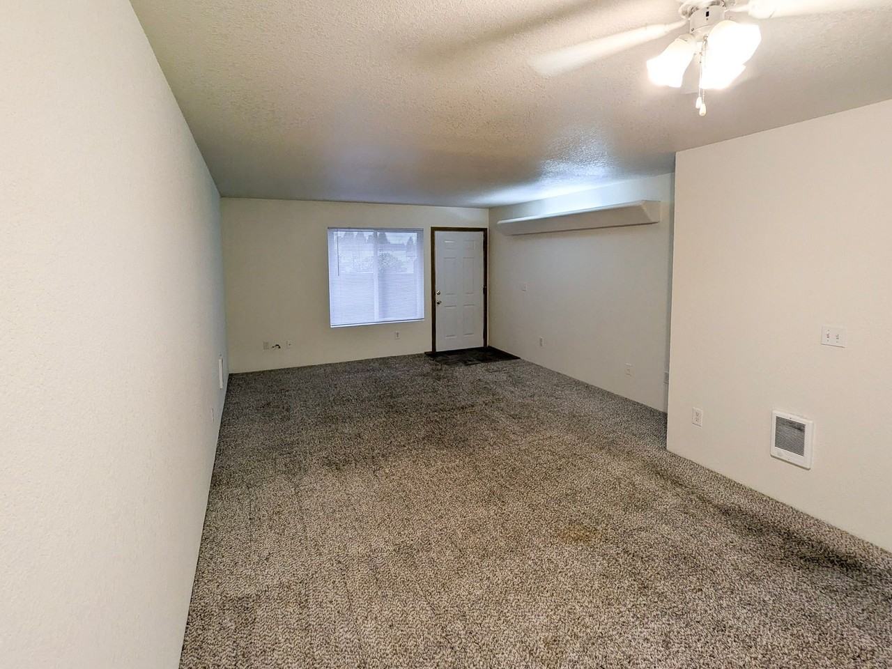 North Salem Apartment Complex With Washer/Dryer! ~ Camelot - Photo 3 of 17
