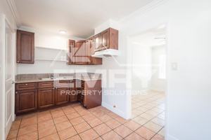 featured image of 428 N Poplar Ave