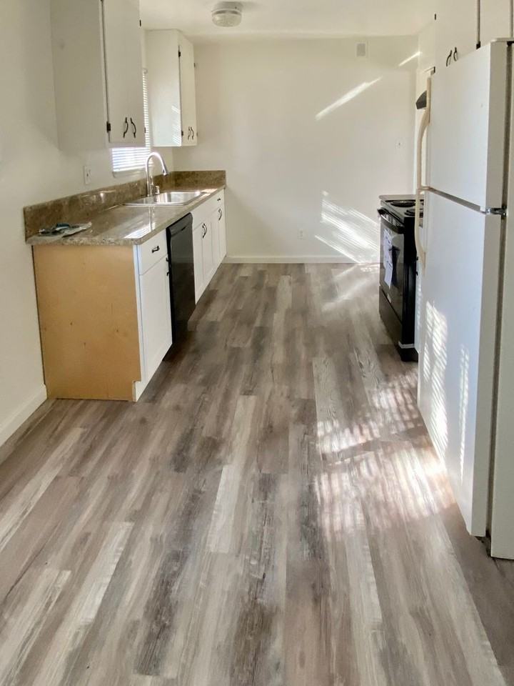 6624 Lemon Hill Ave - Photo 3 of 25
