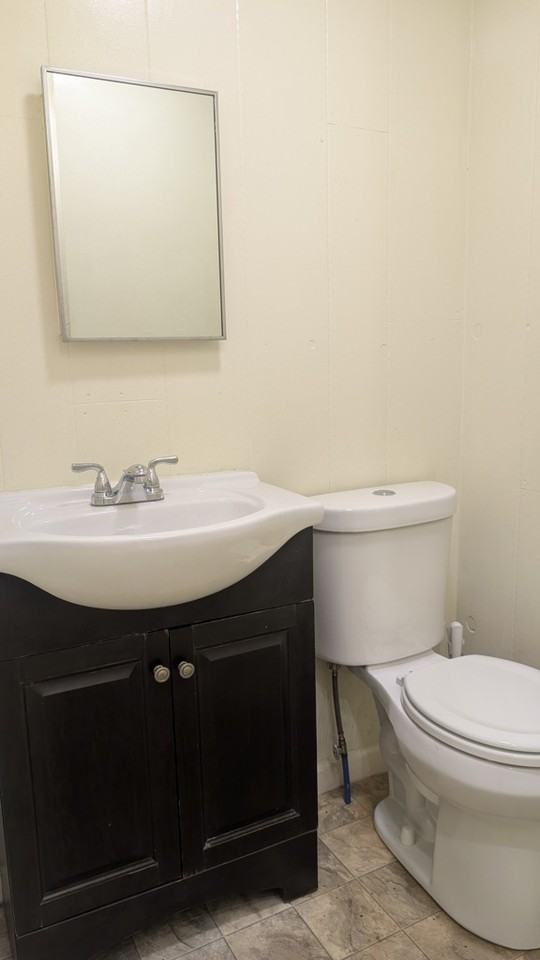 614 Centre St - Photo 7 of 7