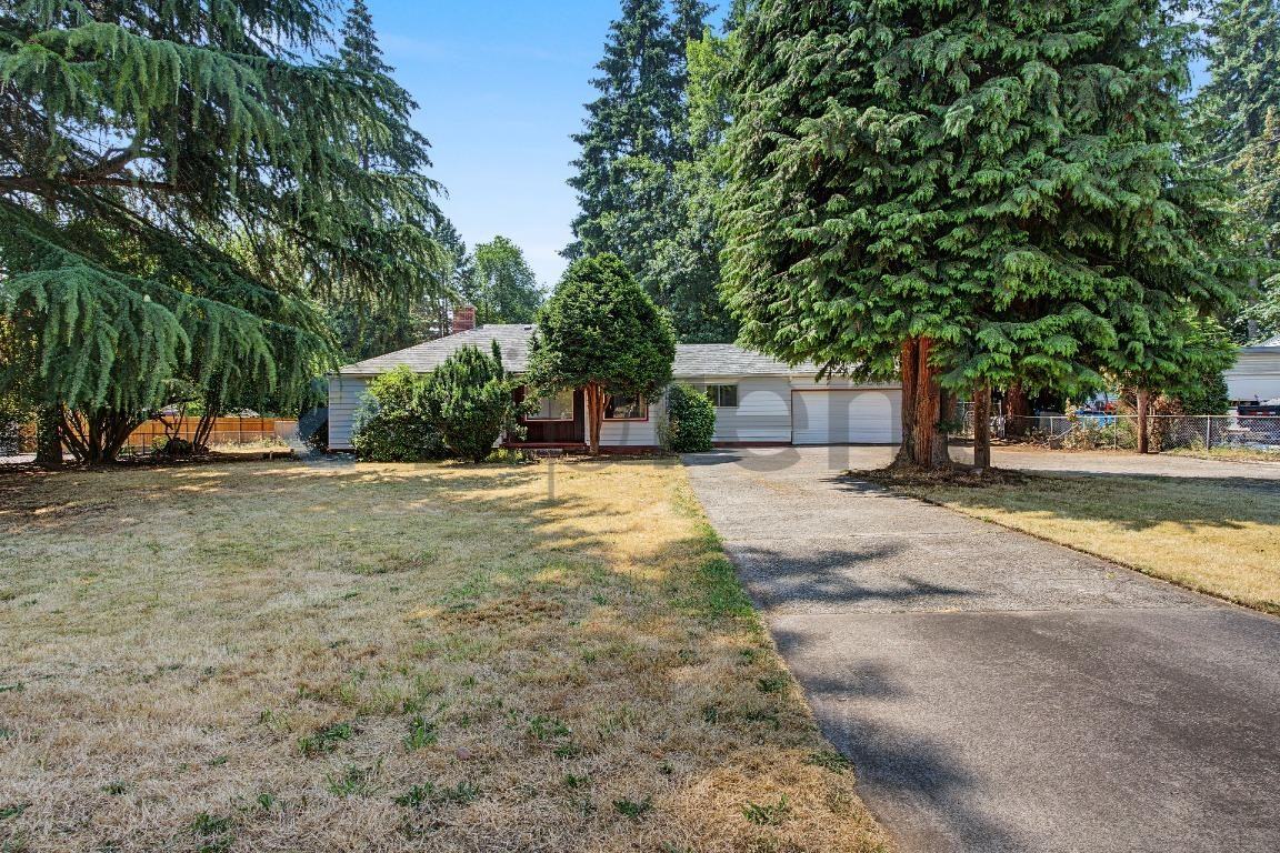 9209 Ne 76th St - Photo 2 of 17