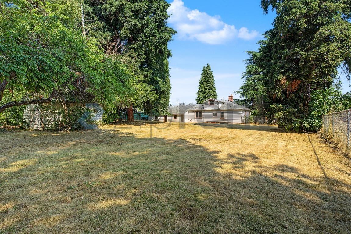 9209 Ne 76th St - Photo 7 of 17