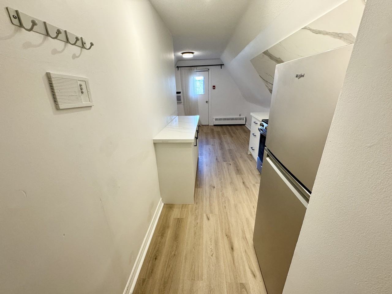 57 Cowan Ave #401 - Photo 6 of 11