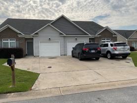 2213 Remington Ct #B - Photo 1 of 1
