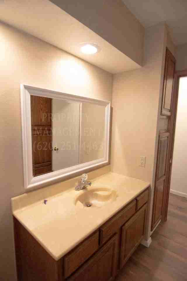 704 Cline Rd - Photo 3 of 16