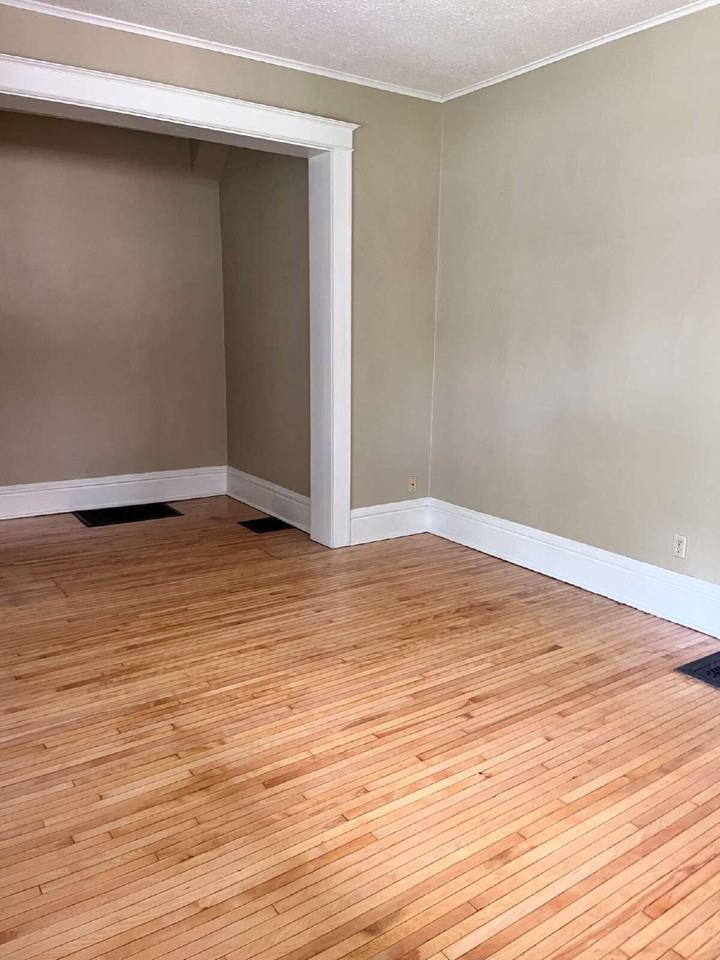 1741 Van Buren Ave - Photo 6 of 18