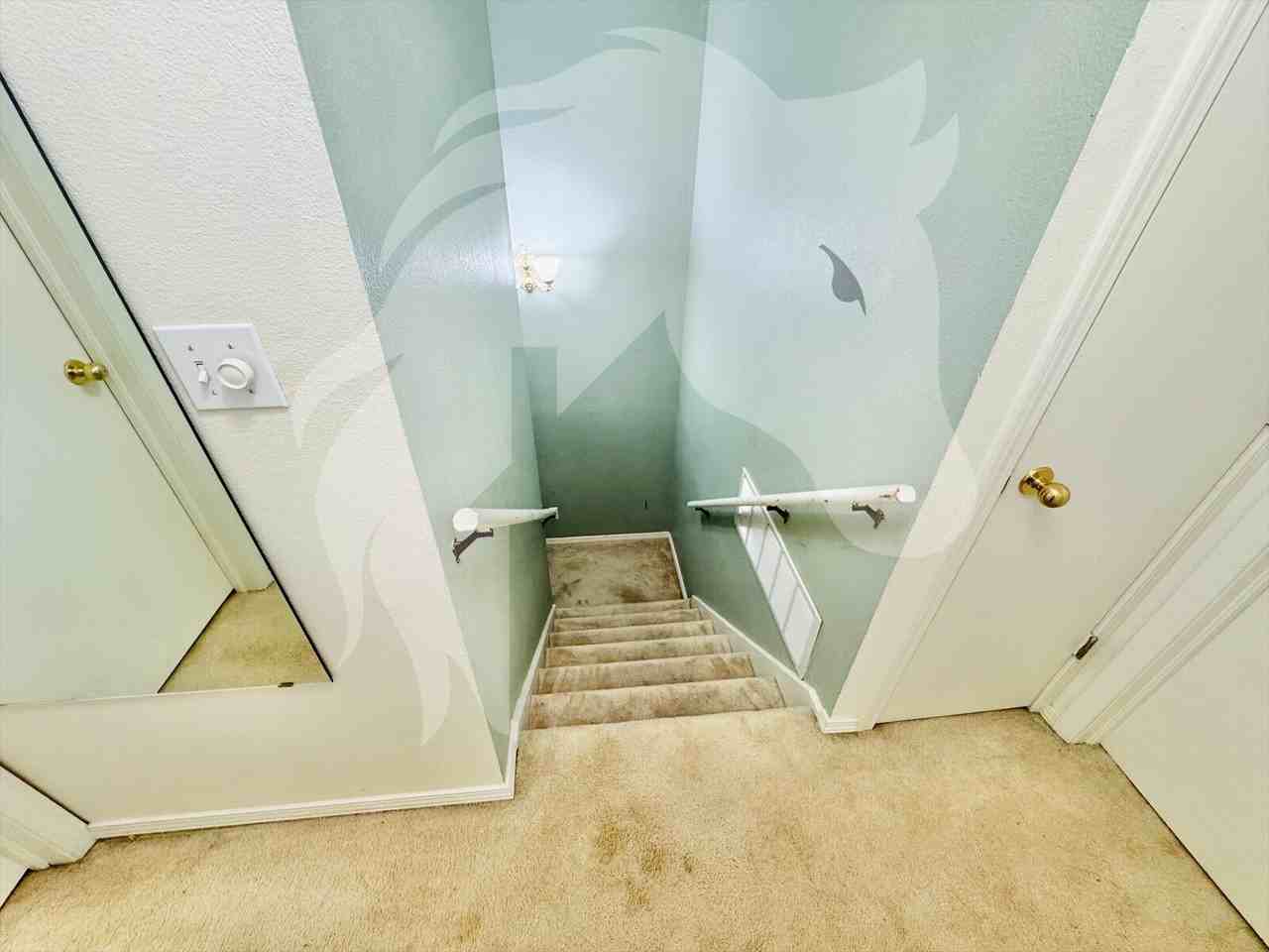 1420 Texas St - Photo 3 of 14
