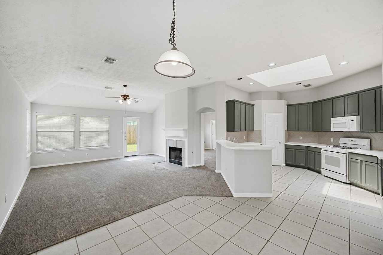3103 Glenmont Ridge Ct - Photo 4 of 13