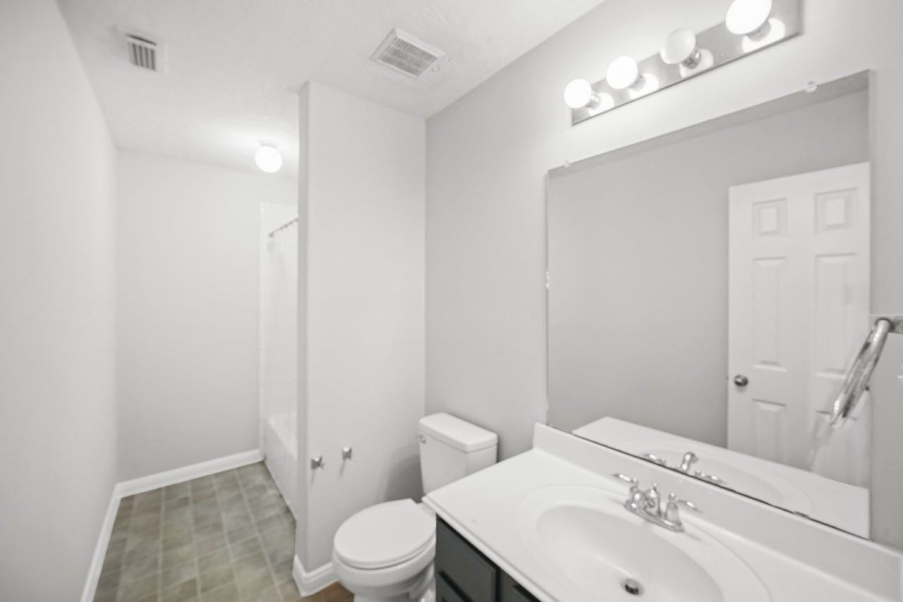 3103 Glenmont Ridge Ct - Photo 5 of 13