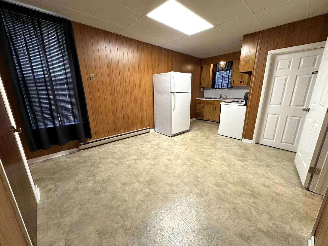 3957 Littlestown Pike Apt 2 - Photo 5 of 8