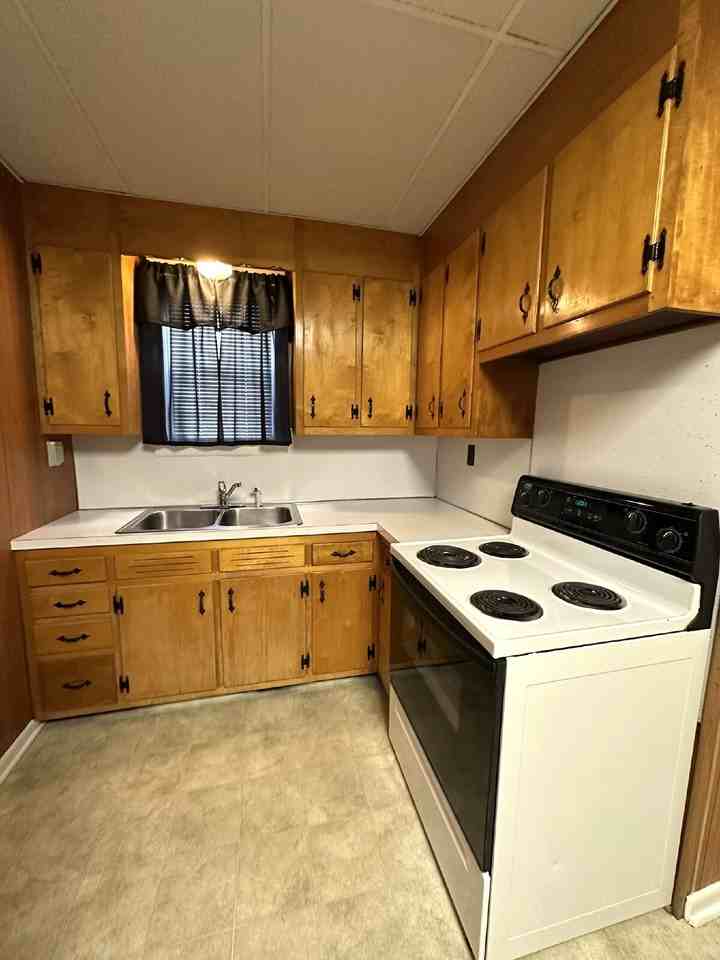 3957 Littlestown Pike Apt 2 - Photo 6 of 8