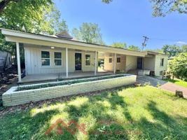featured image of 2876 Cela Rd Unit B