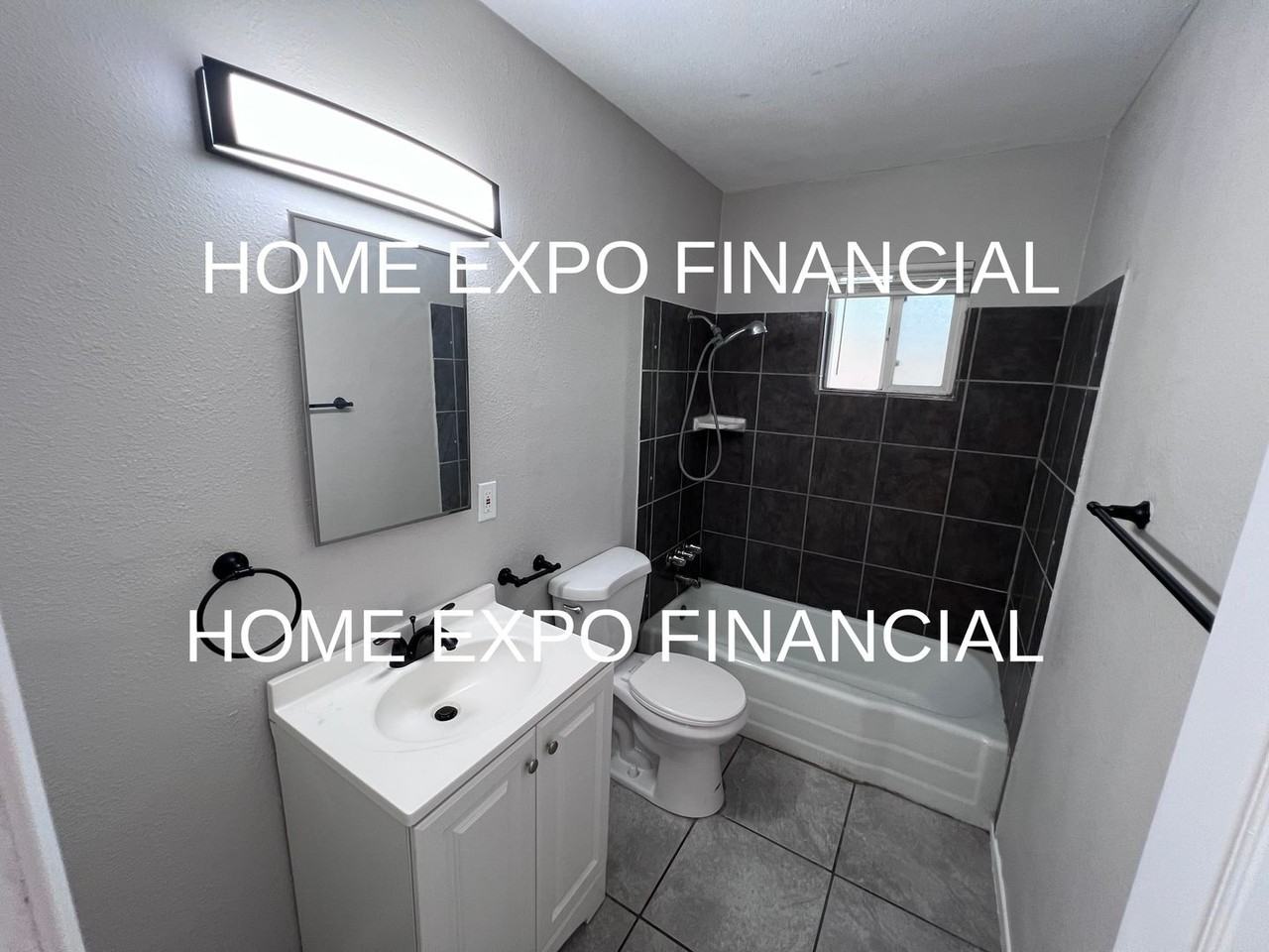 25256 1/2 Bessant St - Photo 3 of 50